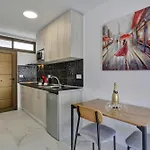 Апартаменты Sea Views Modern Estudio Olimpia Near The *
