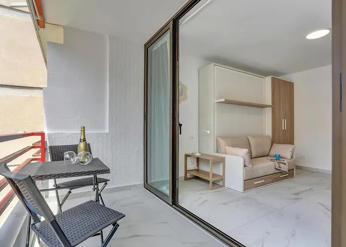 Sea Views Modern Estudio Olimpia Near The Апартаменти Адехе